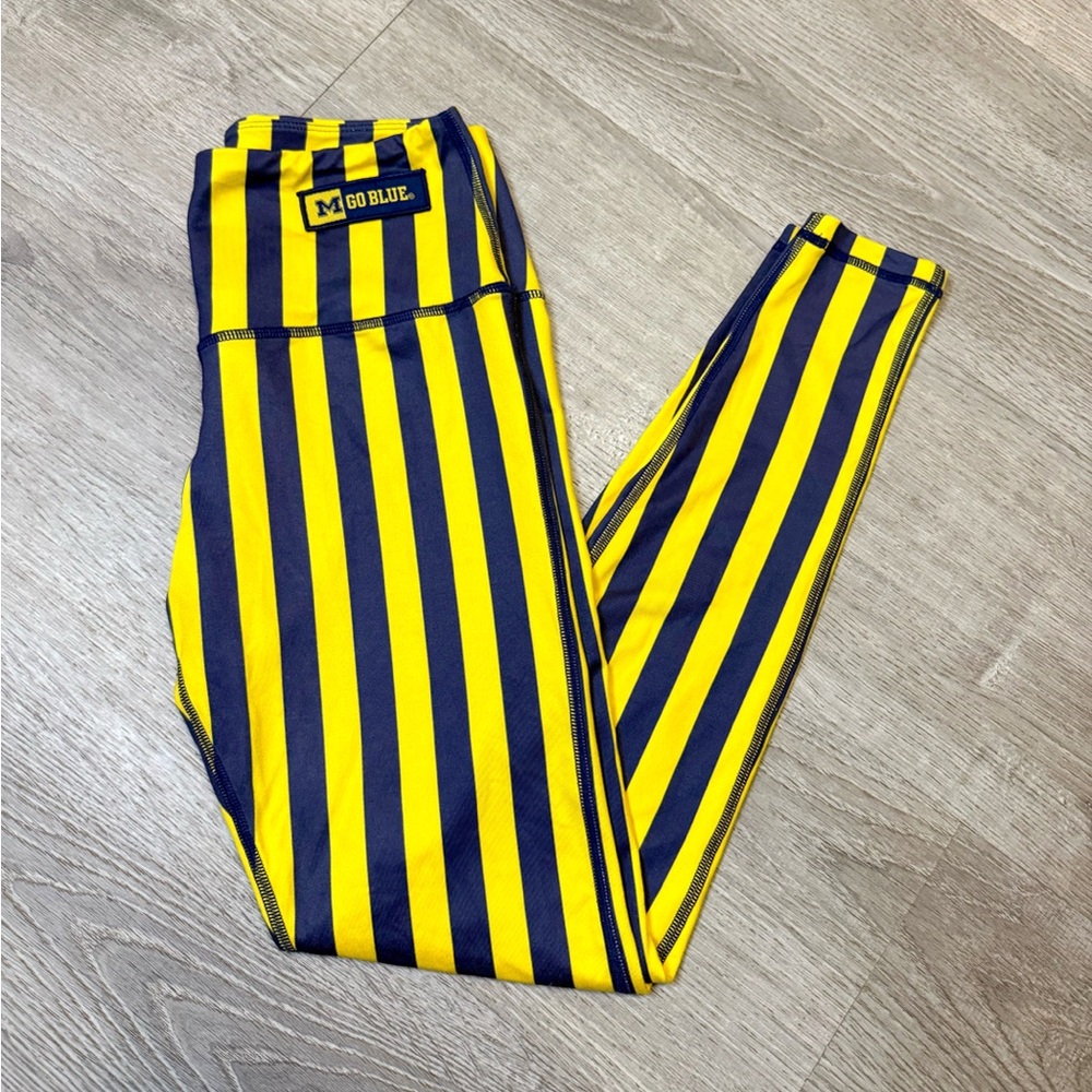 •ZOOZATZ• MICHIGAN LEGGINGS